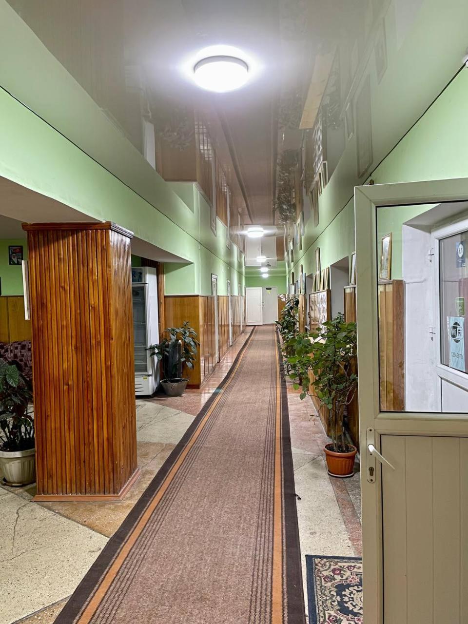 伊塞克-库尔-卡拉科尔酒店 外观 照片