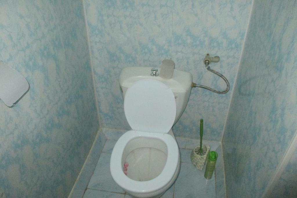 伊塞克-库尔-卡拉科尔酒店 客房 照片
